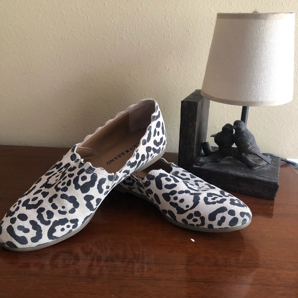 Lucky Brand Leopard Print Loafers size 7